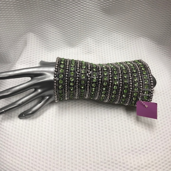 9 Layers Crystal Stretch Bracelet - Picture 2 of 4