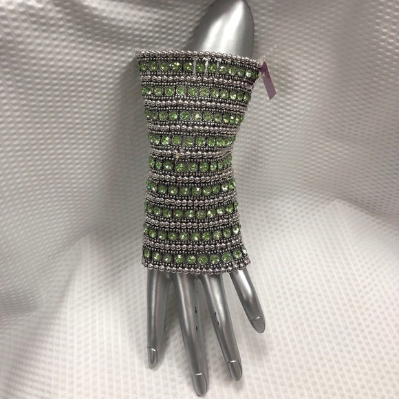 9 Layers Crystal Stretch Bracelet - Picture 4 of 4