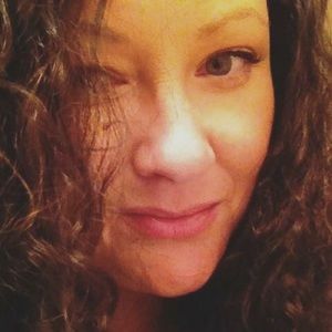 Meet your Posher, Stacie