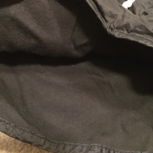 split Boyshorts - Picture 2 of 7