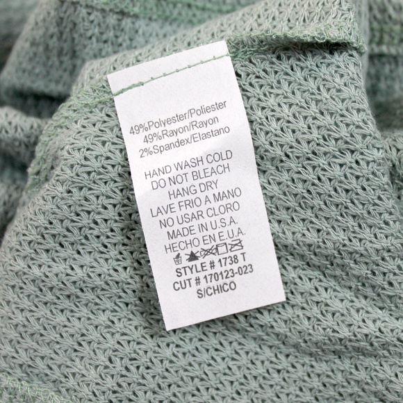 Waffle Knit Thermal V-Neck Shark Bite Hem - Picture 7 of 7