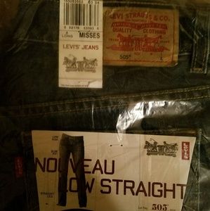 Misses Levi' s 505 Nouveau Low Straight Leg Jeans