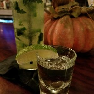 Meet your Posher, Christy