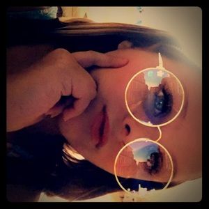 Meet your Posher, Carmen