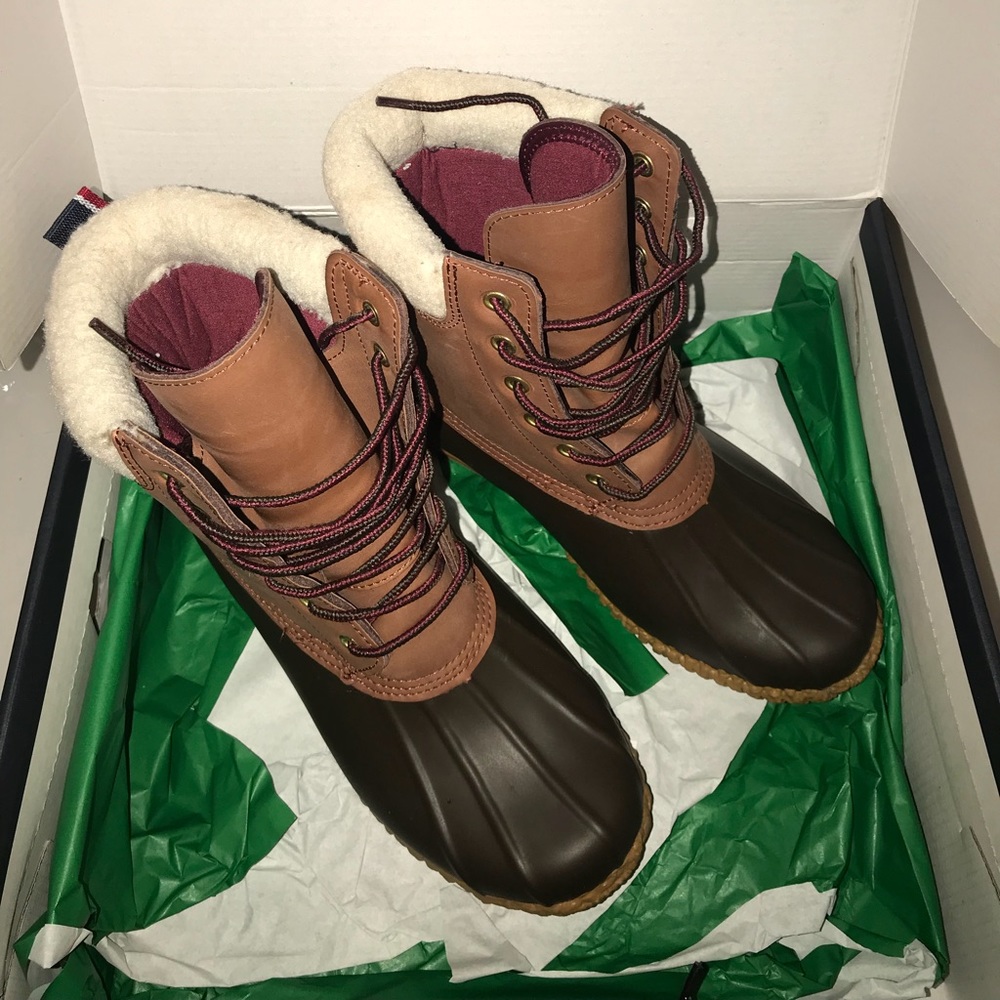 Tommy Hilfiger leather weather boots 💕 women’s 8