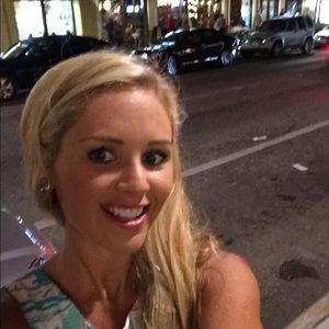 Meet your Posher, Jaclyn