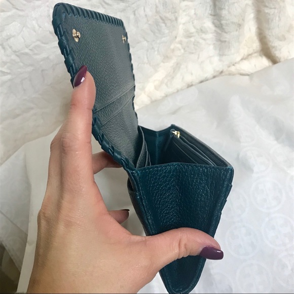 Tory Burch Marion envelope wallet - Picture 6 of 8