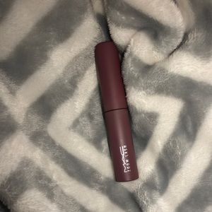 mascara, pretty color