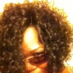 Meet your Posher, Janice