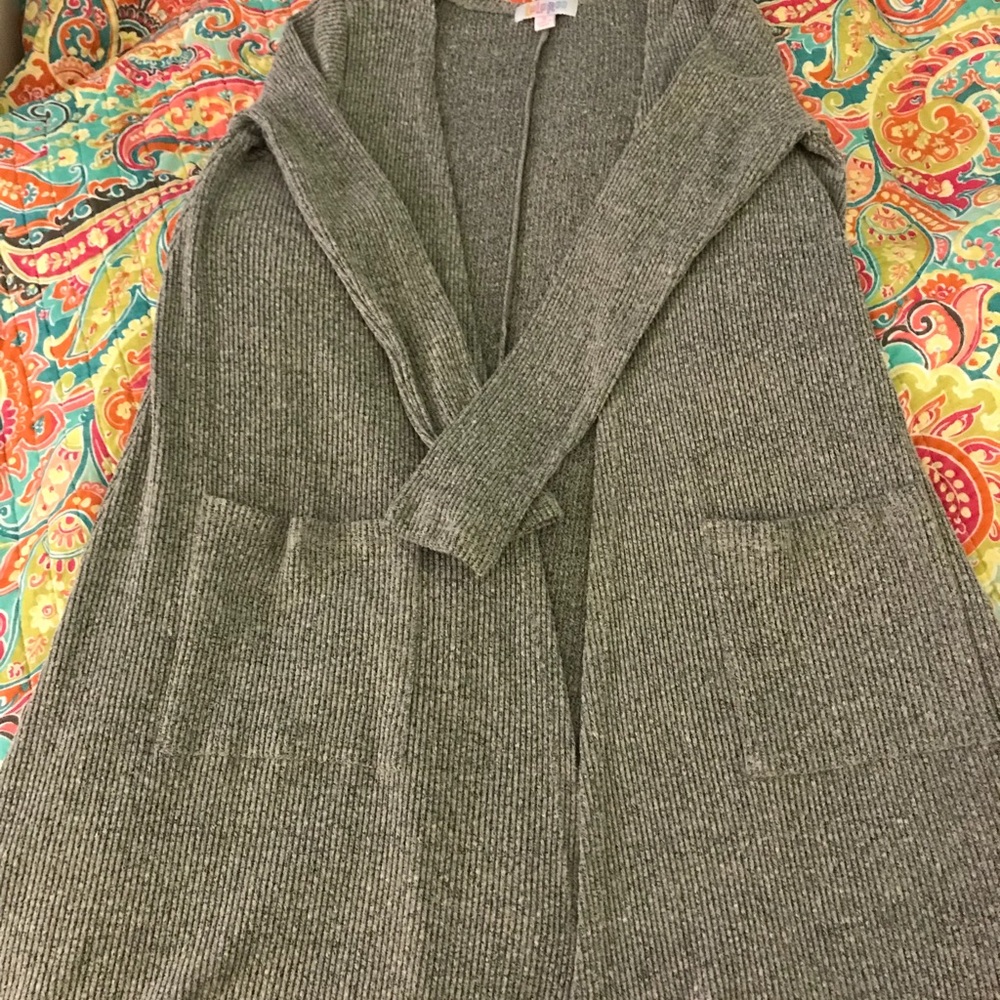LuLaRoe Small Gray Ribbed Carly