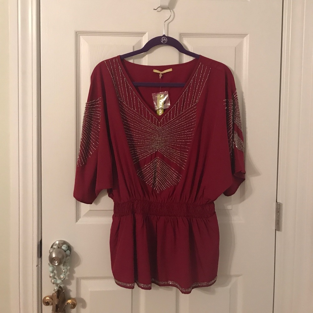 Gianni Bini maroon sparkle top