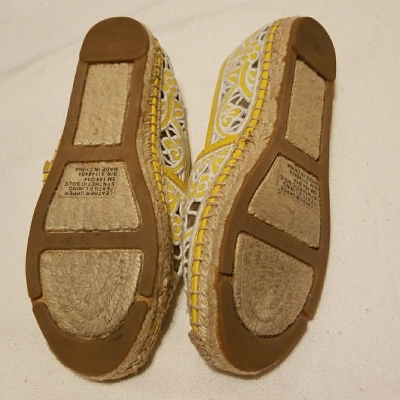 Yellow Tory Burch Espadrille Flats Sz 5 - Picture 2 of 4
