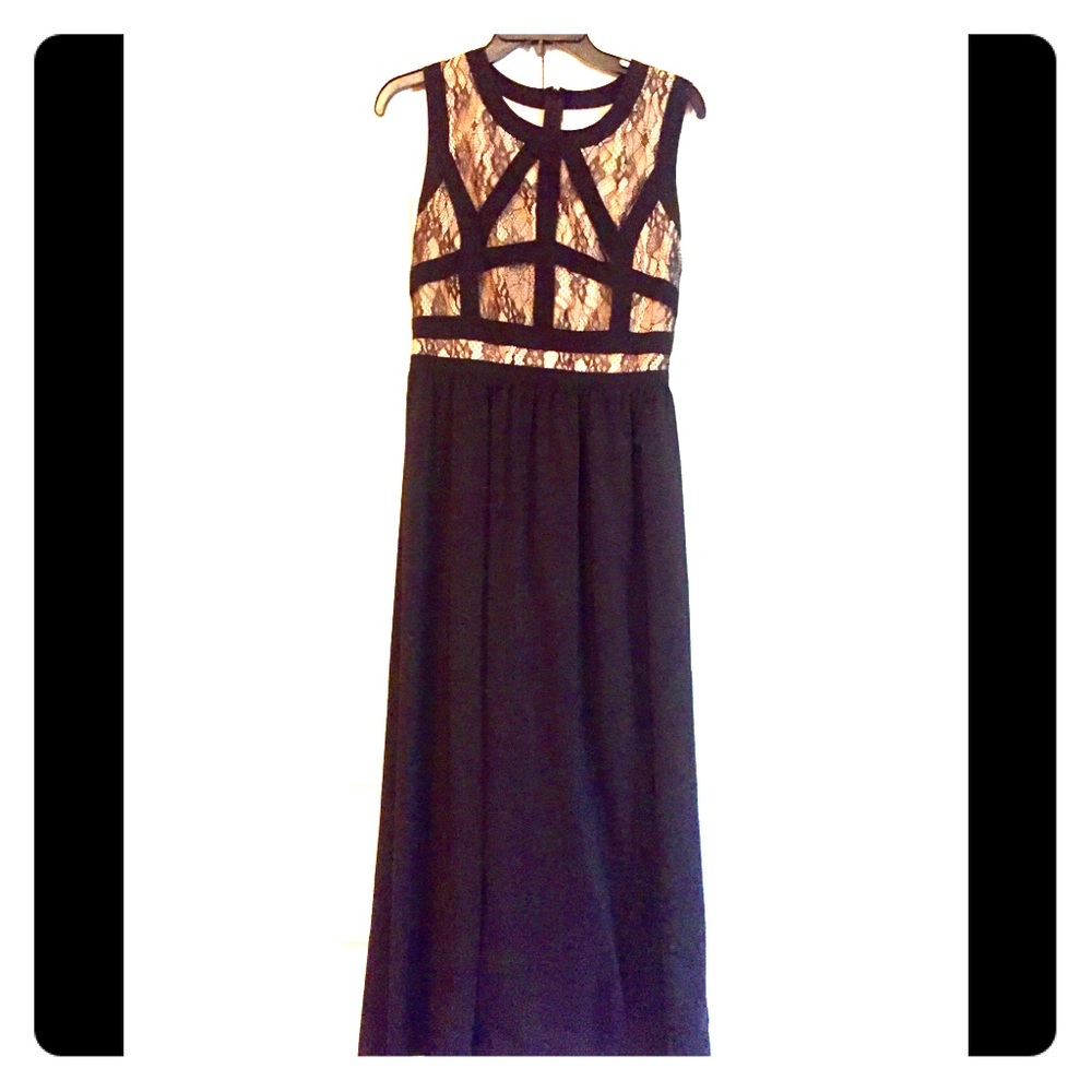 Juniors black lace formal or prom dress