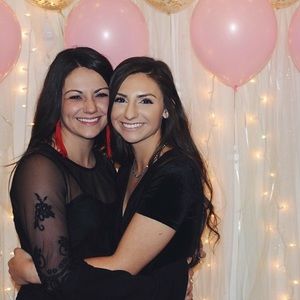 Meet your Posher, Chloe