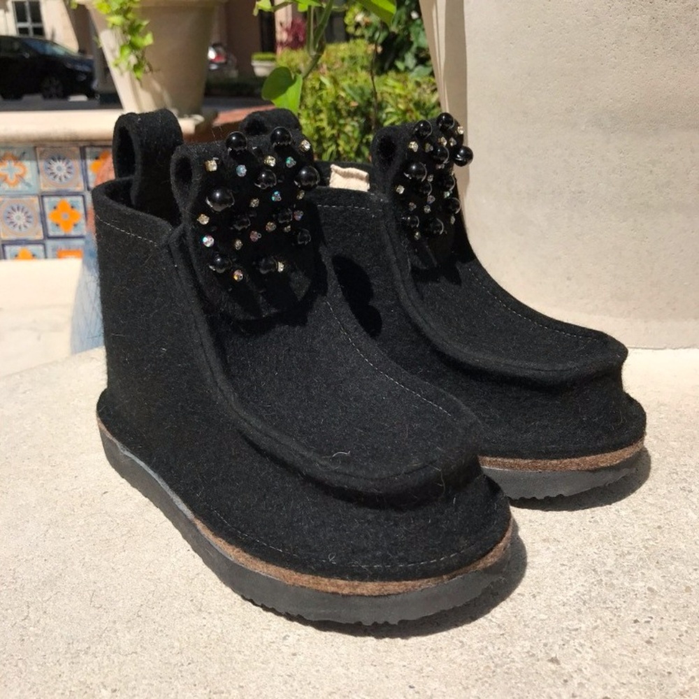 Winter /Fall Felt Shoes, hand made, Size 37