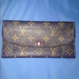 Louis Vuitton Emilie Wallet