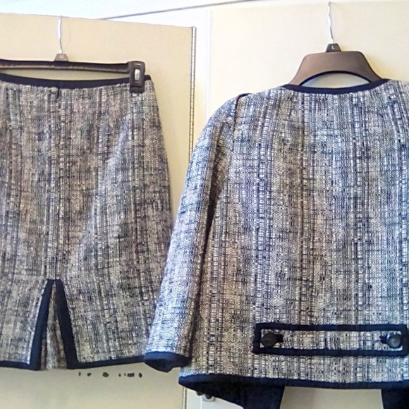 Talbot's Stunning 2pc black & white suit - Picture 4 of 8