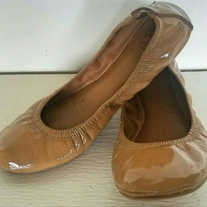 Tory Burch patent leather flats size 6