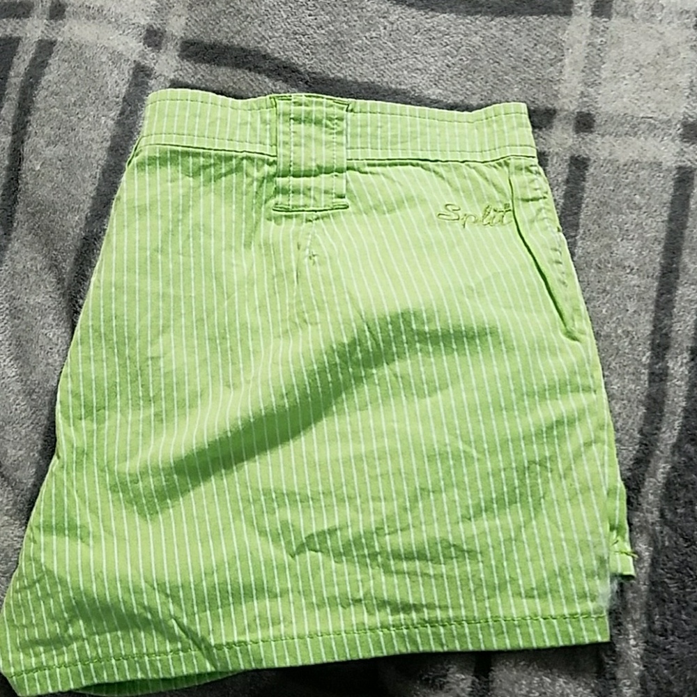 Shorts - Picture 2 of 2