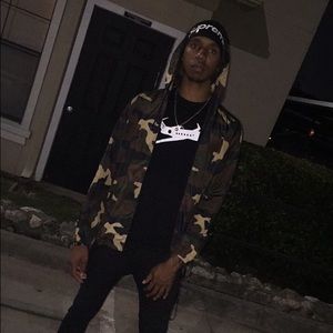 Meet your Posher, Tel