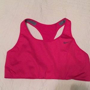 NWOT. Never worn Nike Sports Bra 🌹