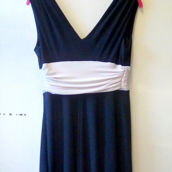 Jones New York Free-flowing cocktail dress - Picture 4 of 6