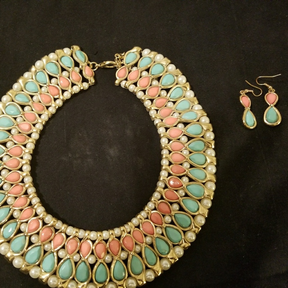 Necklace and earrings