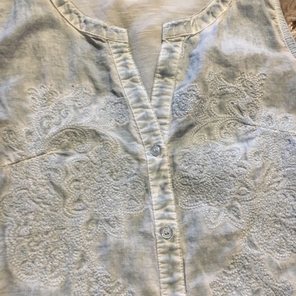 RXB embroidered sleeveless top - Picture 4 of 5