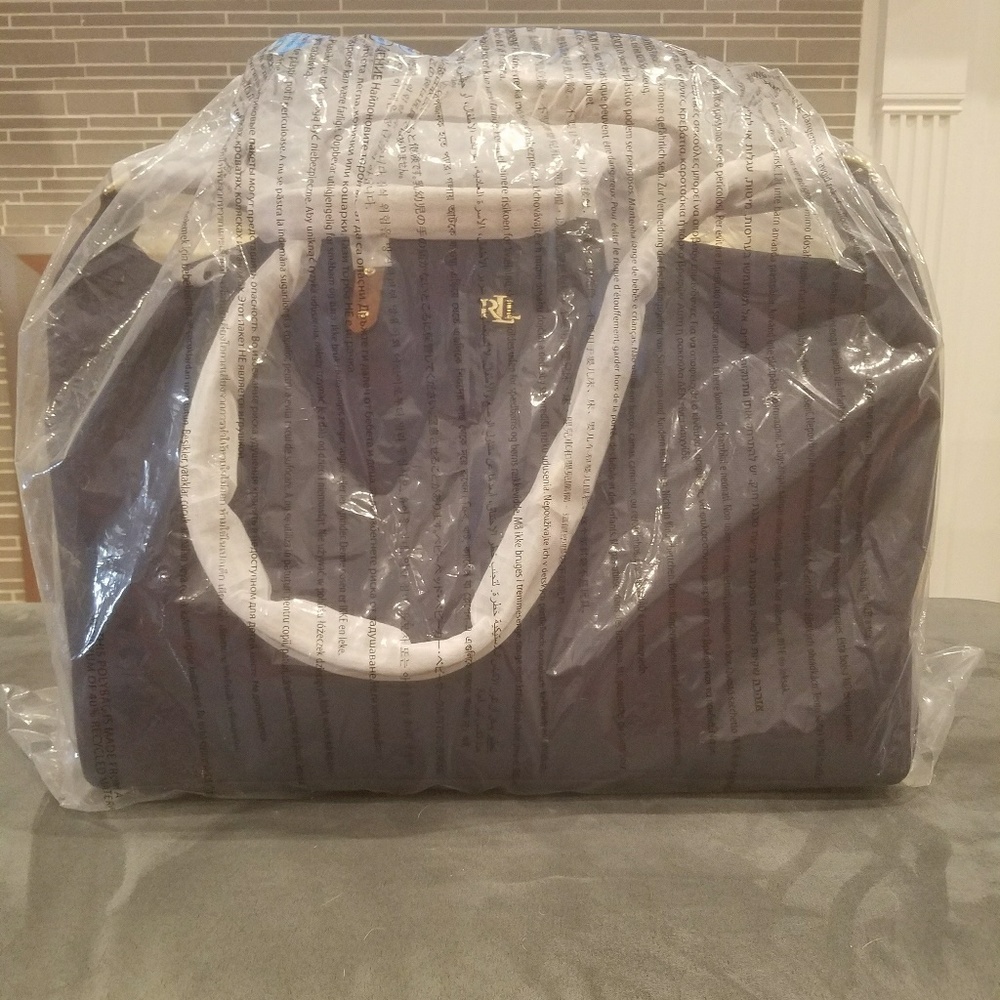 Ralph Lauren Duffel Bag - Picture 6 of 8