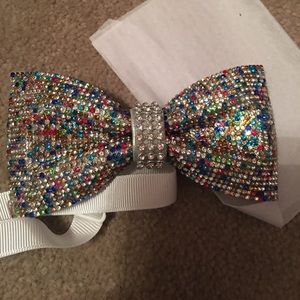 SPARKLY BOWTIE