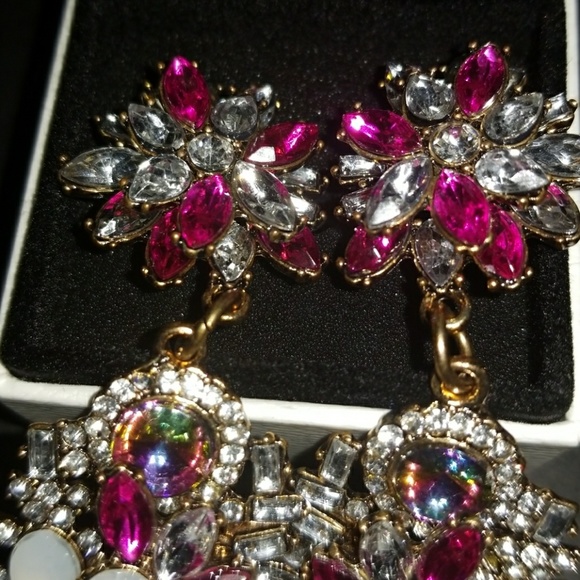 Rhinestone drop earrings - Picture 2 of 3