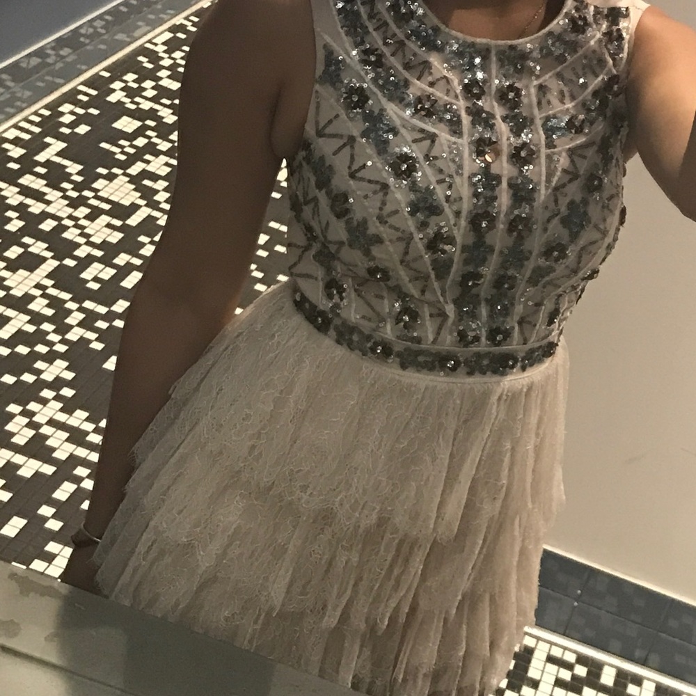 Beautiful Bebe Dress-glitter on top mesh on bottom