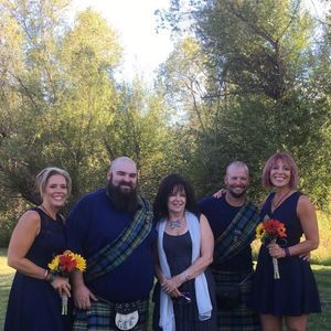 Meet your Posher, Joyce