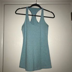 Lululemon tank size 4