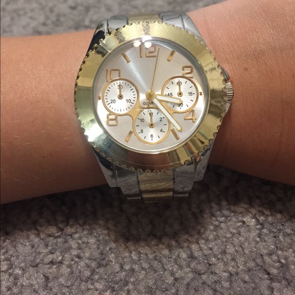 Accessories - Gold and silver watch
