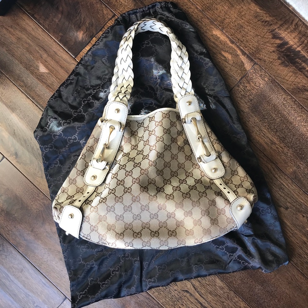 Authentic Gucci Pelham Shoulder Bag