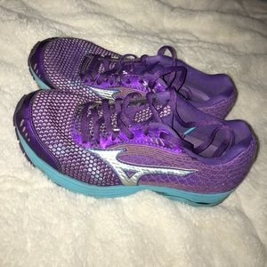 Women’s Mizuno Running Shoes