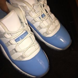 University blue air Jordan low 11’s