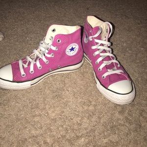 magenta high top converse
