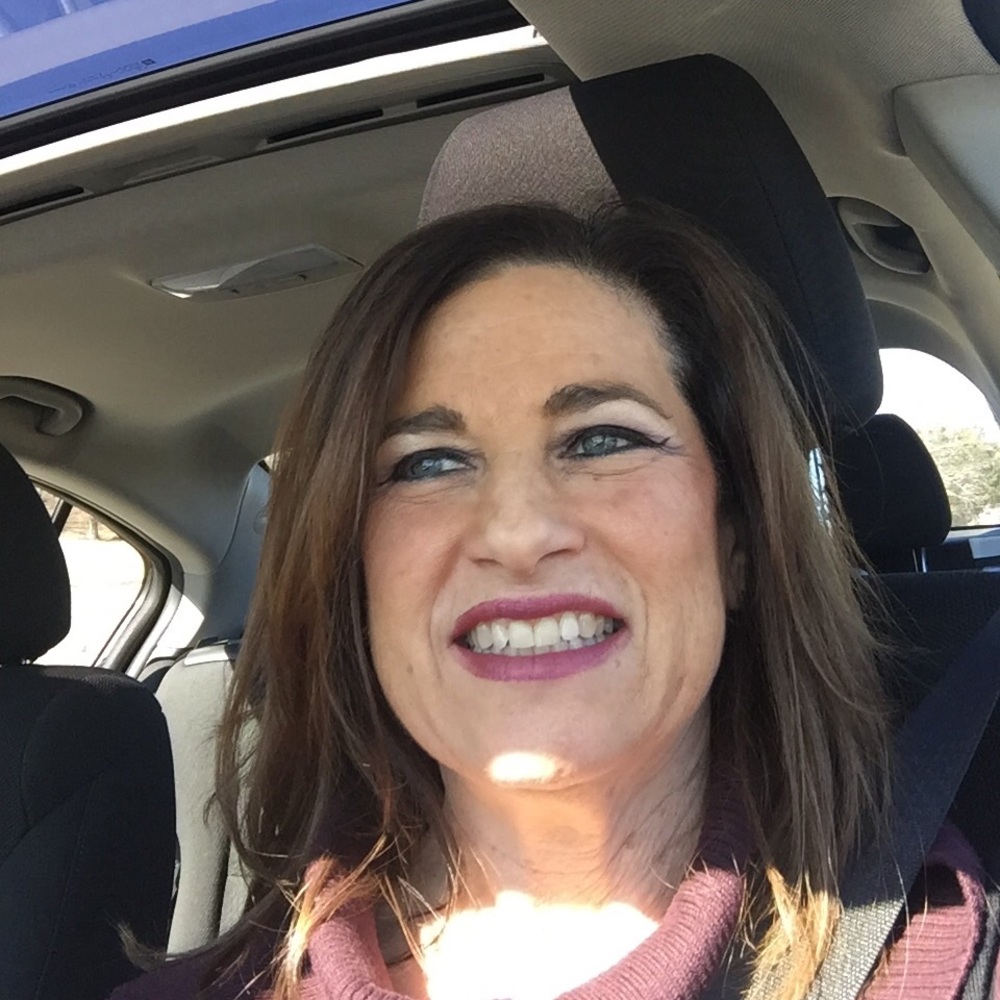 Meet your Posher, Debbie