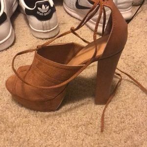 Cognac brown suede pumps