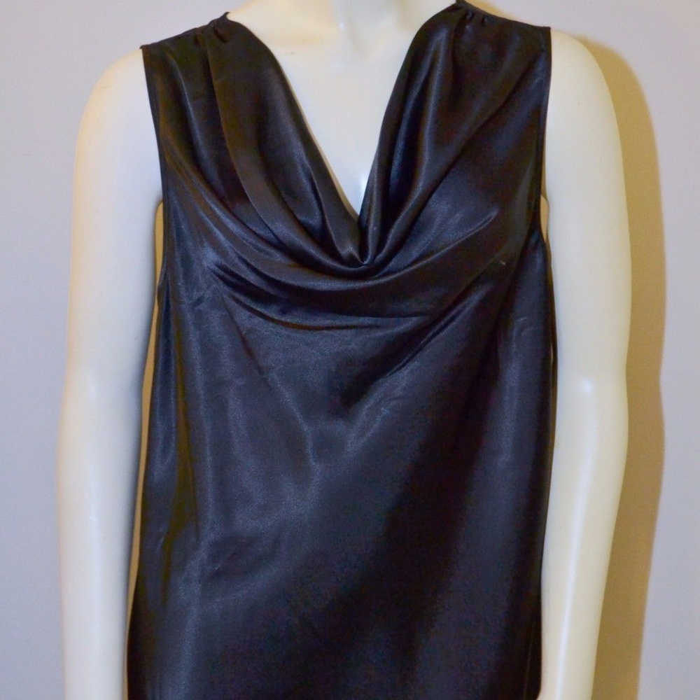 XL X-Large Cabernet Black Top