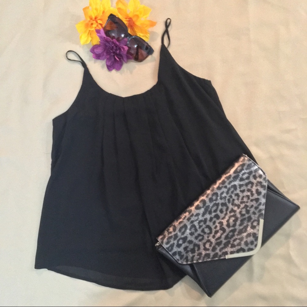 ★ Only 1 Left ★ Trendy Black Top - Picture 2 of 2