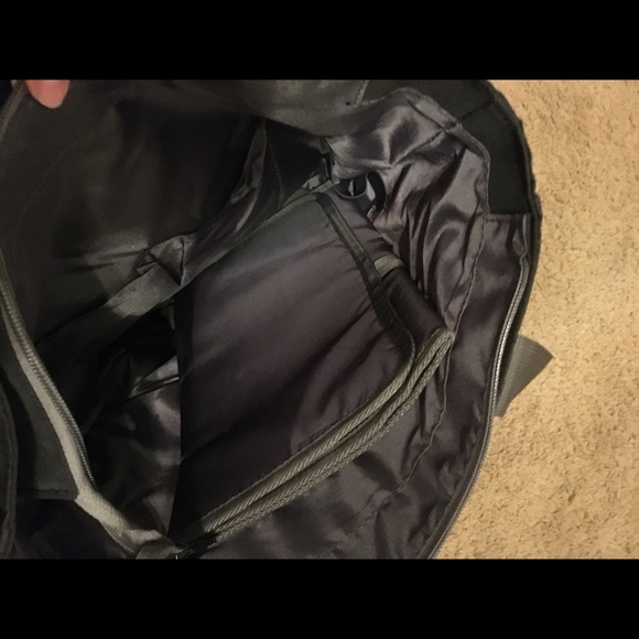 Diaper bag - Picture 2 of 4