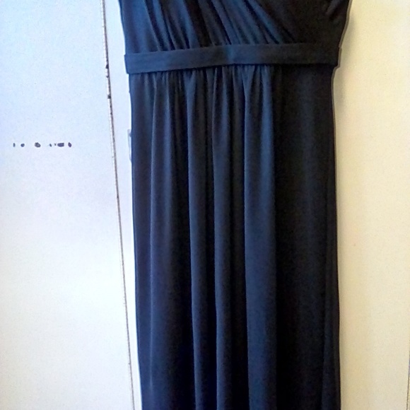 David's Bridal one shoulder black cocktail dress - Picture 3 of 8