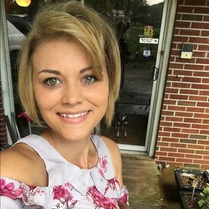 Meet your Posher, Jessica