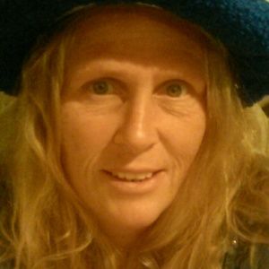 Meet your Posher, Lynn