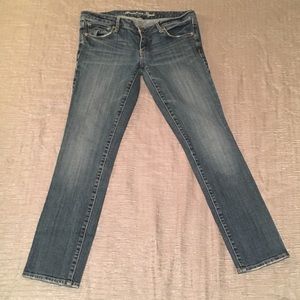 SOLD   American Eagle Skinny Jeans Size 6 Short
