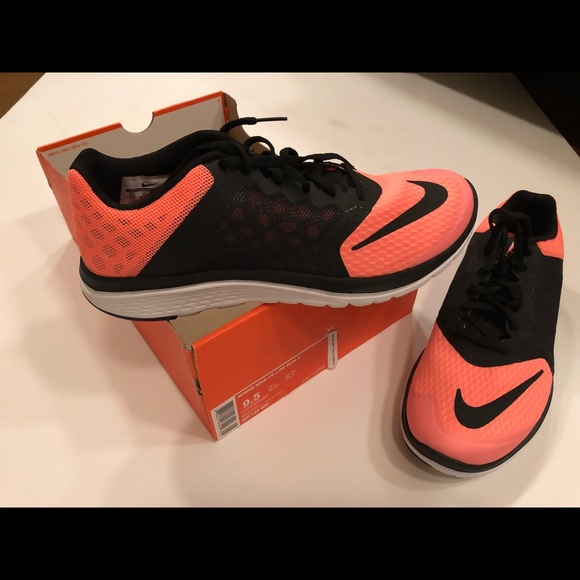 Nike Shoes - Women’s Nike Fitsole Lite Run 3