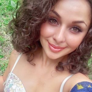 Meet your Posher, Jennifher